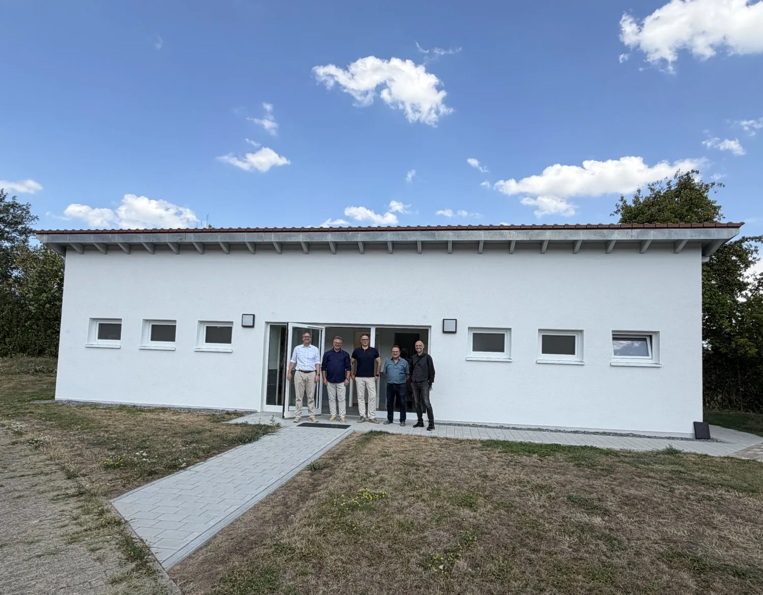 Übergabe des neuen Umkleidegebäudes am Waldstadion (Bild: Stadt Bad Rappenau)