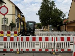 Sperrung der Dorfstraße in Treschklingen (Bild: Stadt Bad Rappenau)